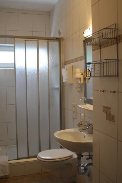 Hotel Buerger Ζίγκεν Δωμάτιο φωτογραφία